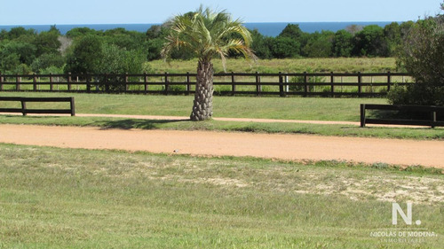 Terreno En Venta En Las Garzas.