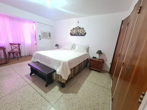 Imagen 16 de 19 de Quinta Tipo Townhouse En Trigal Norte, Valencia. Negociable