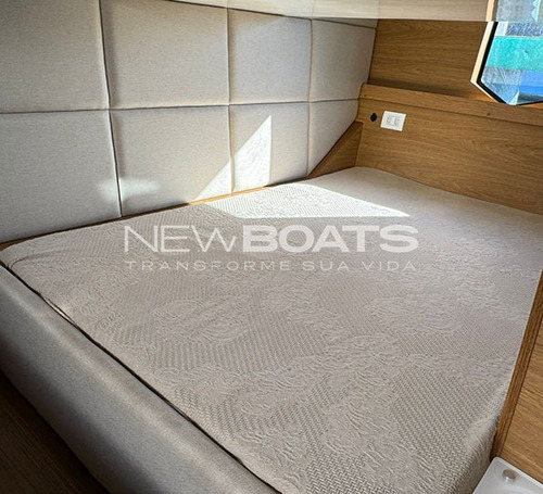 Real 40 Ht Ñ Intermarine Beneteau Phantom Solara Evolve