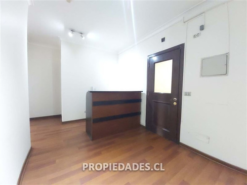 Imagen 10 de 12 de Oportunidad Precio Rebajado Oficina En Venta En Santiago