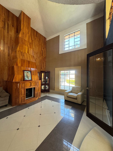 Casa En Venta, Santa Maria Huecatitla, 3 Recamaras