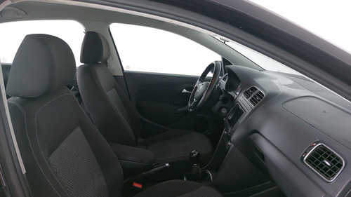 Volkswagen Vento 1.6 HIGHLINE STD.
