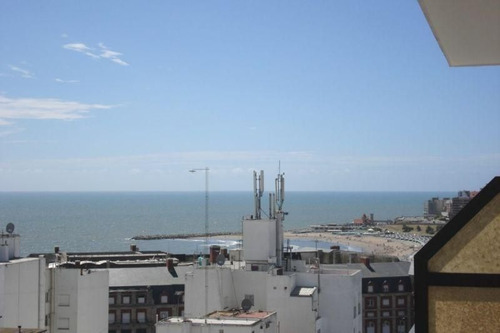 Imagen 2 de 7 de Temporada | 1 Ambiente Con Balcón Saliente