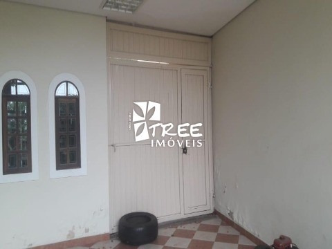 Venda Casa - Condomínio Arujá Country Club - Arujá. Imóvel At: 375 M² E Ac: 250 M² Distribuídos Em 2 Dormitórios Sendo 1 Suite Com Sacada, Sala Para 3 - Ca00380 - 1312188