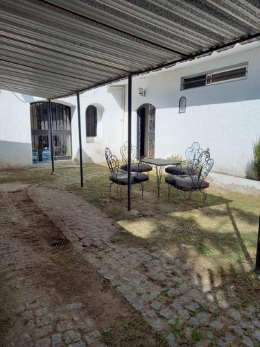 Imagen 17 de 19 de Venta De Casa En Polvorines Céntrico.