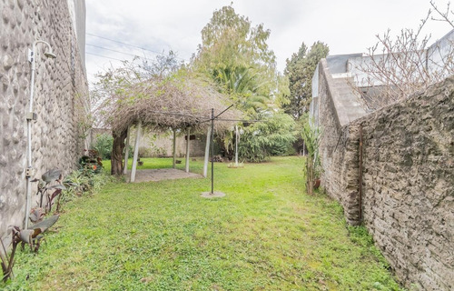Imagen 3 de 30 de Lote De 559 M2 En Esquina Con Casa 4 Amb A Reciclar - Ituzaingó Sur