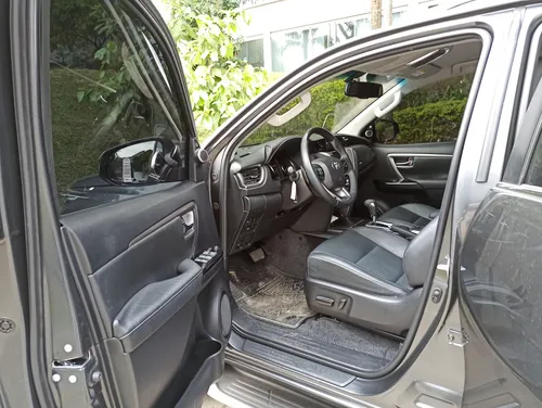 Toyota Fortuner 2.7l