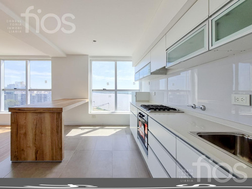 Venta Departamento De Dos Dormitorios Con Balcon, Cochera Y Amenities En Puerto Norte