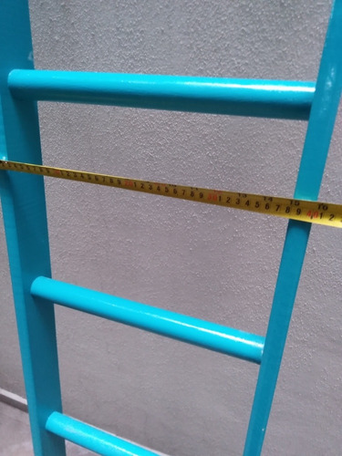 Escalera De Madera 1.8 M (usada) Turquesa (Usado)