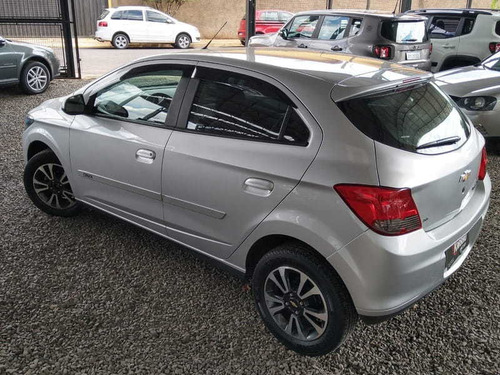 Imagem 8 de 8 de Chevrolet Onix 1.4 Mt Ltz 2016