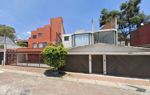 Vendo Casa En Calz. De Las Águilas, Colonia Villa Verdún!!! 2 0 4