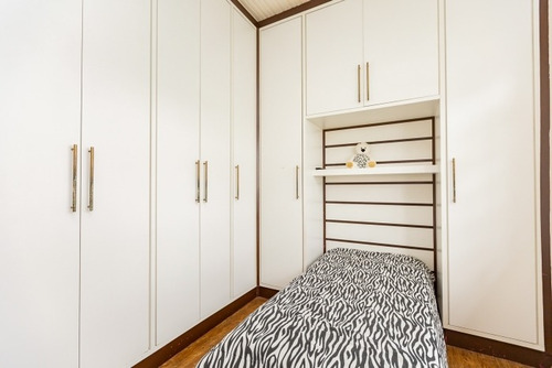 Imagem 28 de 30 de Casa, 4 Quartos (uma Suíte) - Tingui - 50039