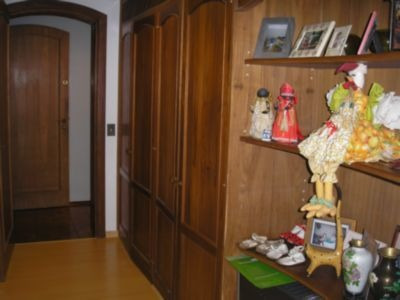 Casa Em Ipanema Com 3 Dormitórios - Lu15141