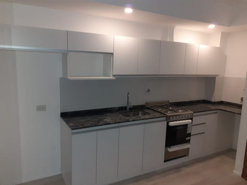 Imagen 5 de 9 de Duplex En Venta En Lujan Centro