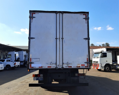 Mercedes Benz 1718 4x2 Com Baú Ano 2010/11