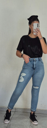 Jean Mom Semi Elastizado