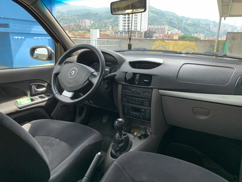 Renault Symbol 2012 1.6 Luxe