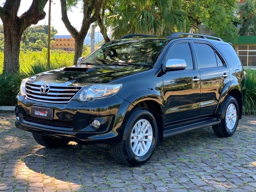 Toyota Hilux Sw4 Srv 4x7 - Lugares