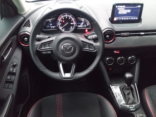 Mazda Mazda 2 2.0 Signature Sedan At