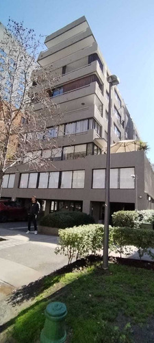Piso 1, Metro, Excelente Ubicacion, 1d+1b+bod (98122)
