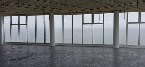Local Comercial En Venta Ubicado En Ciudad Vieja