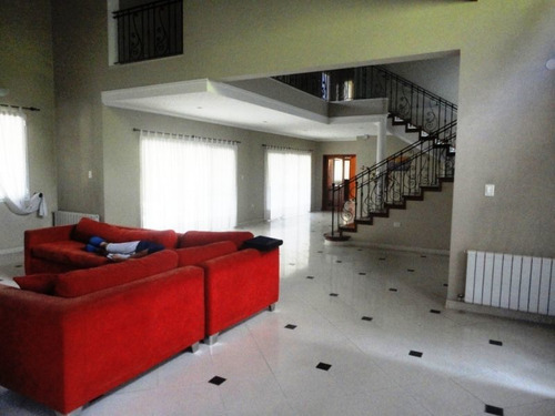 Imagen 4 de 19 de Casa En Venta En El Cortijo