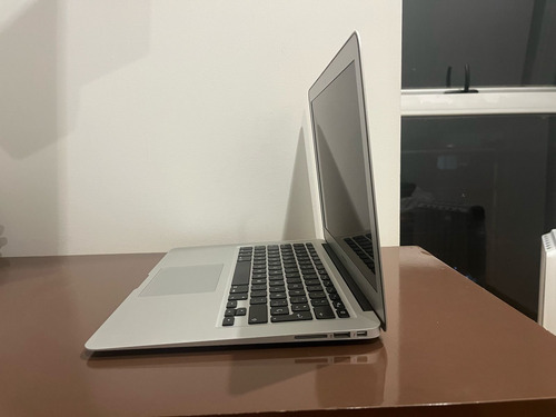 Apple Macbook Air 13 Como Nueva (Usado)