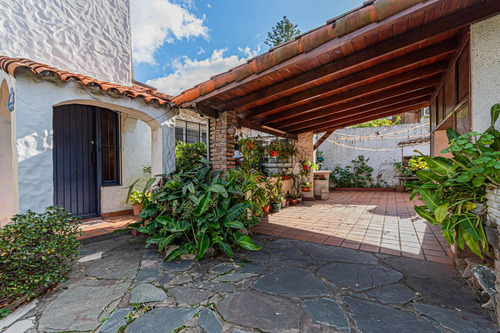 Casa En Olivos