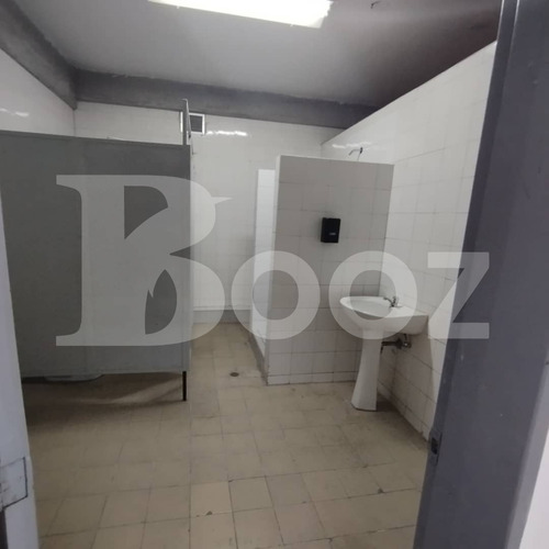 Alquiler De Piso Industrial, Guarenas, 587mt2