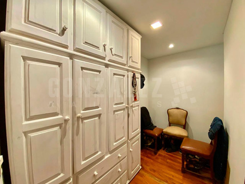 Casa 5 Amb En Barrio Uno - Con Piscina