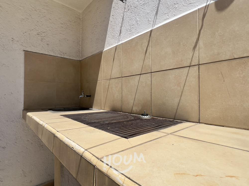 Casa En Tlacoquemecatl Del Valle, Benito Juárez Con 5 Recámaras, 320 M², Id: 150655