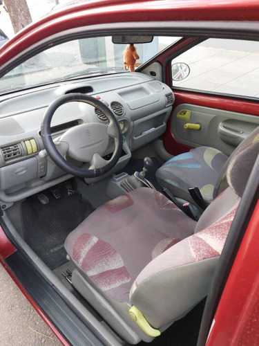 Imagen 11 de 13 de Renault Twingo 1999 1.2 Expression Aa