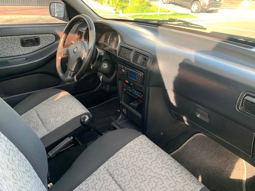 Nissan Sentra B13