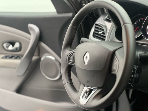 Renault Fluence 2.0 Privilège X-tronic Hi-flex 4p