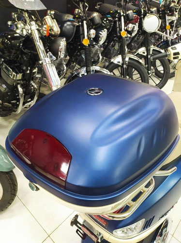 Imagen 11 de 15 de Zanella Styler 150 Exclusive Edizione Scooter Con Accesorios