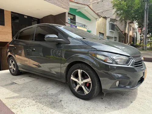 Chevrolet Onix 1.4 Ltz 5 p