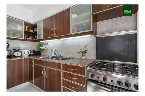 Imagen 20 de 30 de Impecable Casa Con Jardín Y Pileta