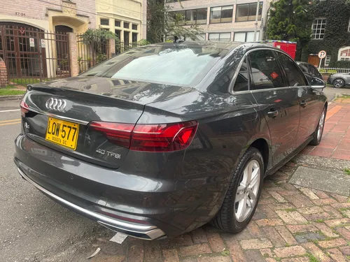 Audi A4 2.0 40 Tfsi Advance Stronic Mhev