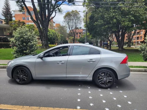 Volvo S60 2.0 T5