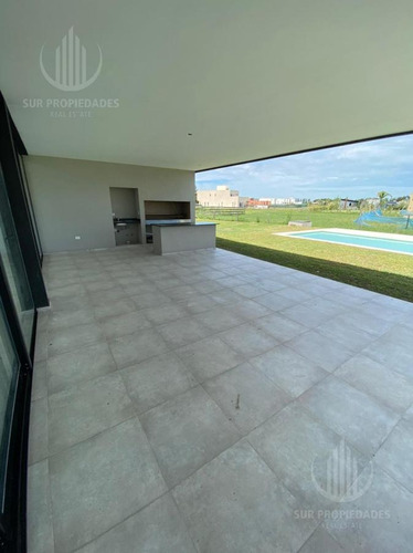 Casa - 5amb- Estilo Minimalista - Una Planta- Pileta - Fincas Del Alba - Canning