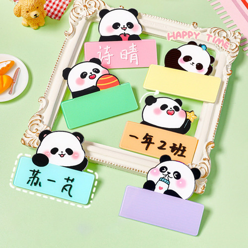 Lindo Broche Acrílico Con El Nombre De Un Panda, Bonito, Esc