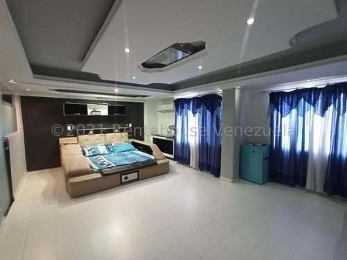 Imagen 11 de 21 de @enzococchioni.rah Exclusivo Townhouse Urb. Villas Tropicalia El Limón 22-13137