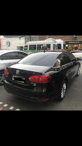 Imagem 4 de 13 de Volkswagen Jetta 2012 2.0 Tsi Highline 4p