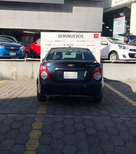 Imagen 5 de 15 de Chevrolet Sonic 2016 1.6 Lt Mt