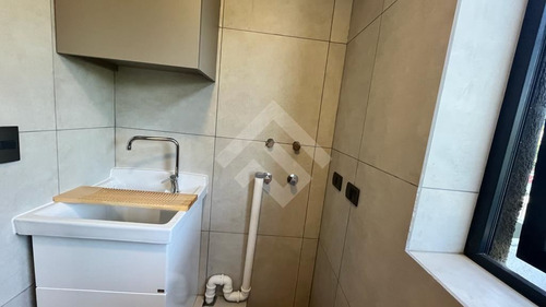 Departamento En Venta De 3 Dorm. En Vitacura