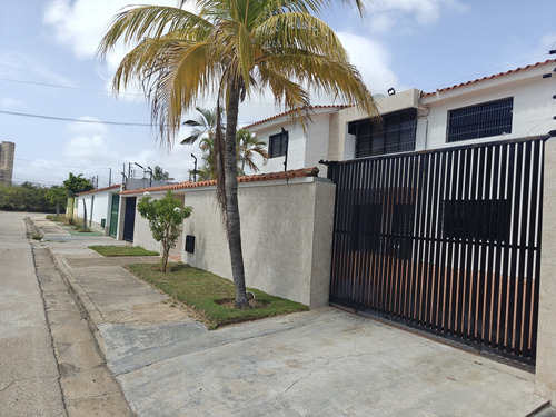 Qta Casa De 5 Habitaciones Amoblada