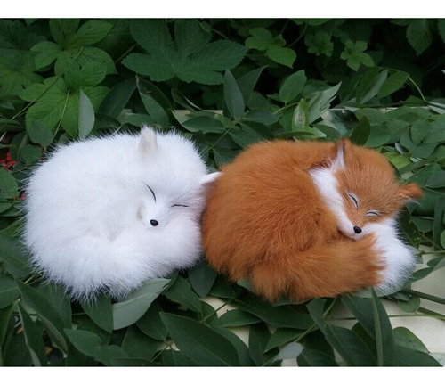 Simulación De Figuras De Animales Zorros De Peluche,