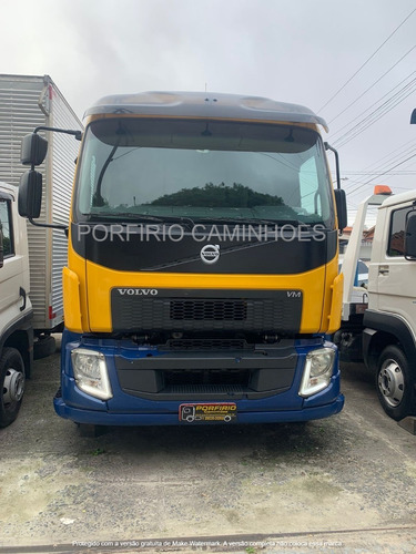 Imagem 1 de 15 de Volvo Vm 270
