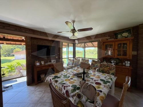 Propiedad En Venta, 3 Dormitorios, Country Ubajay