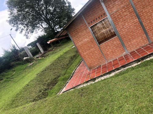 Linda Finca Prefabricada En Venta Vereda Cascajo Arriba Marinilla